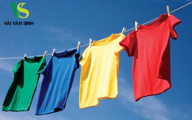 Lưu ý khi giặt khô quần áo